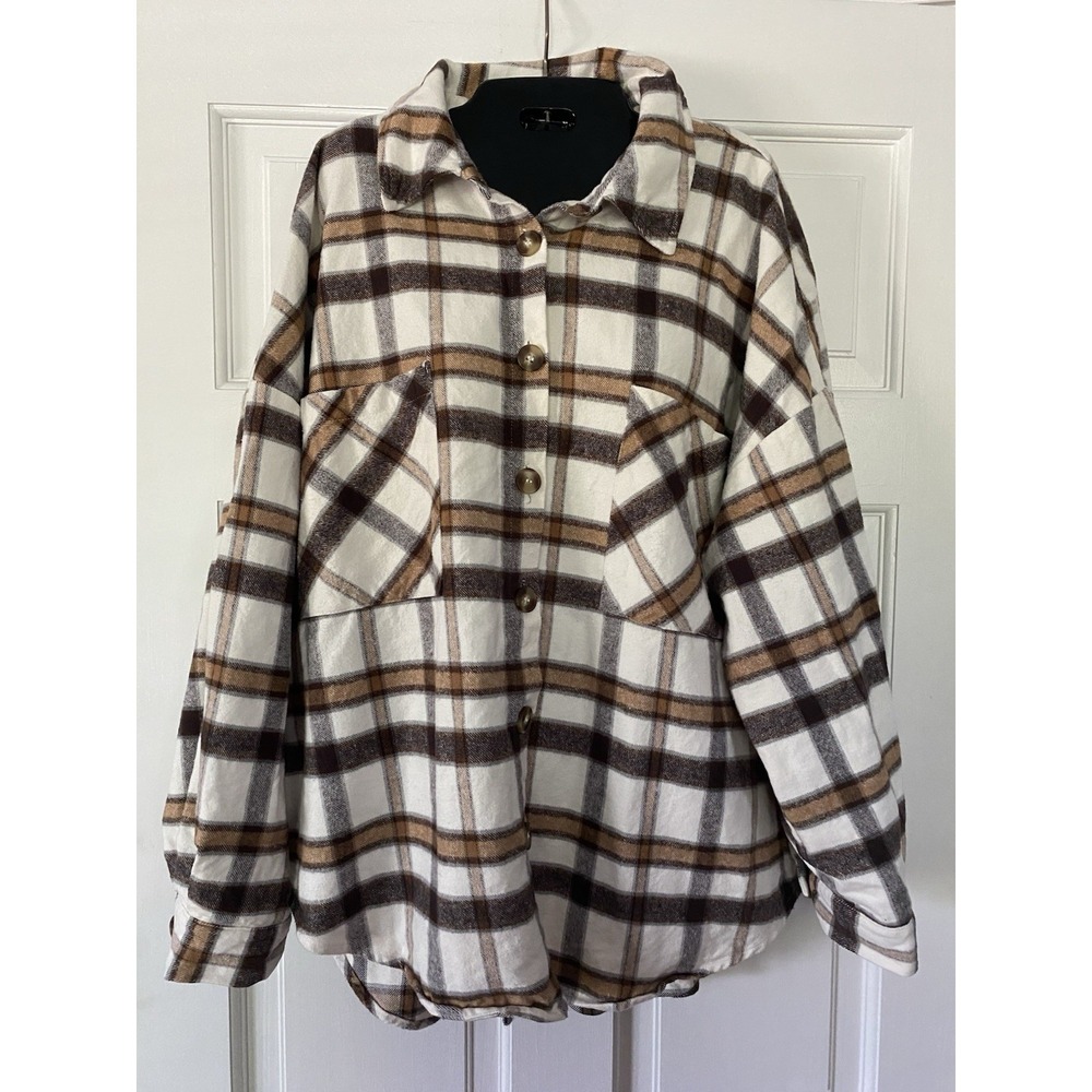 August Sky Women's Shacket SZ Med Plaid Flannel Button Down Pockets Collar